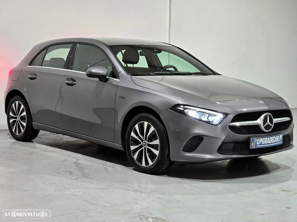 Mercedes-Benz A 250 e 8G-DCT Progressive - 12