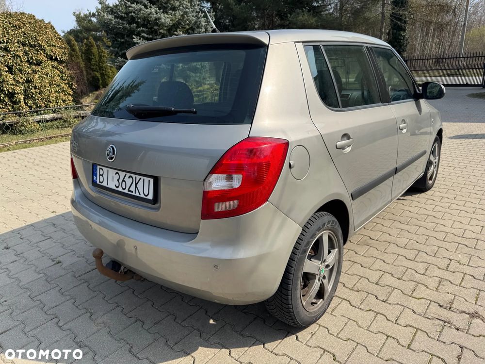 Skoda Fabia 1.6 16V Comfort - 5