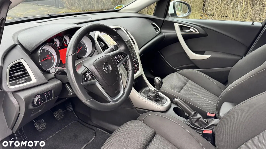 Opel Astra 1.4 Turbo Sports Tourer Innovation - 18