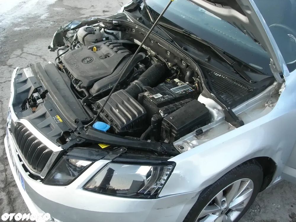 Skoda Octavia Combi 1.5 TSI ACT DSG Style - 9