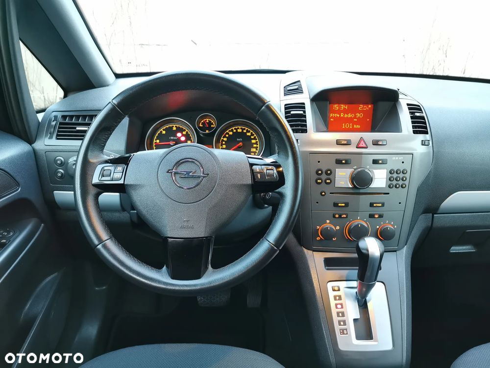 Opel Zafira 1.9 CDTI Automatik Edition - 24