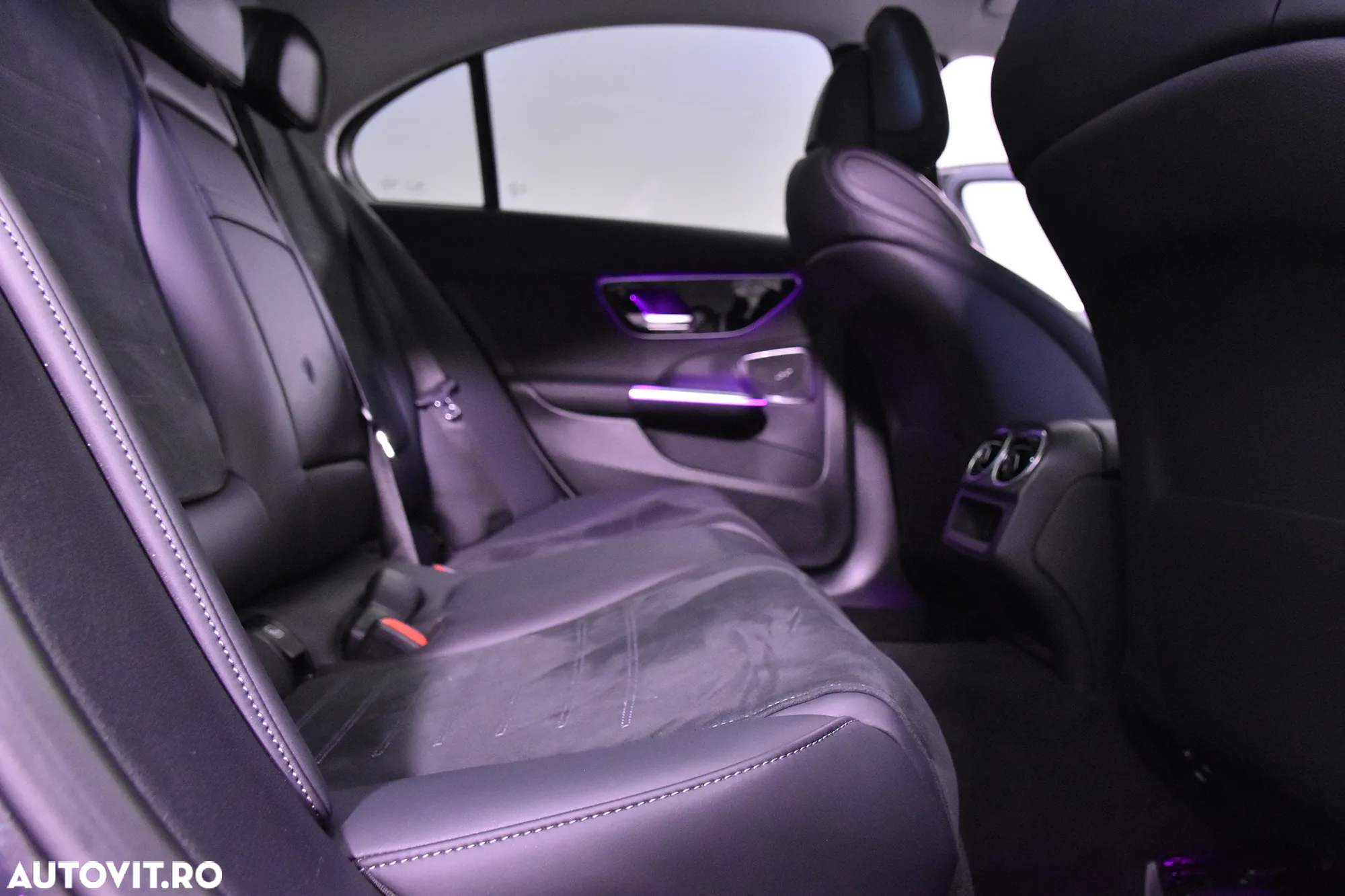Mercedes-Benz C 220 d MHEV - 13