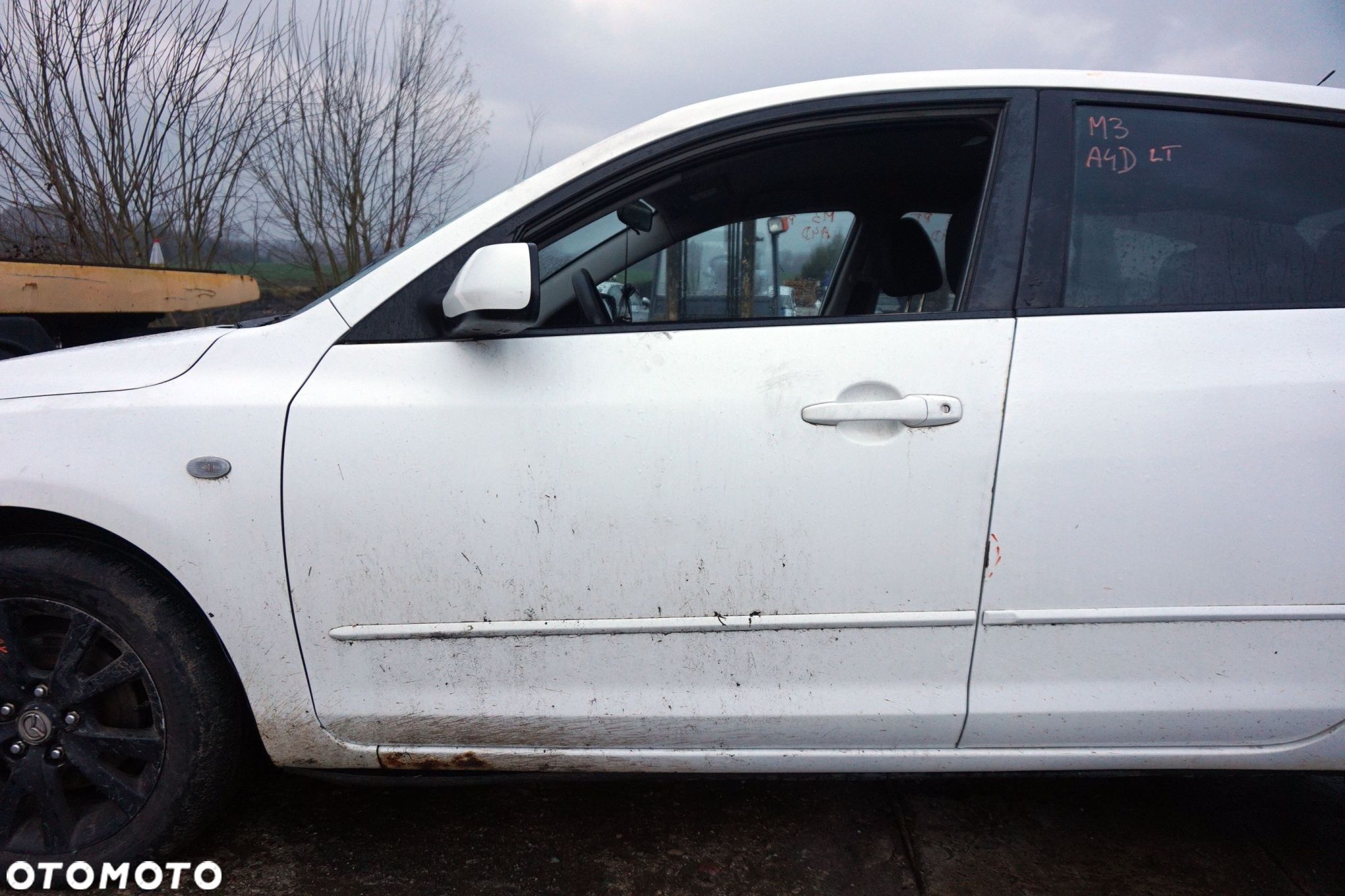 DRZWI PRZEDNIE LEWE 3 I BK LIFT 5D HB A4D  BIAŁY MAZDA 2006-2009 - 1
