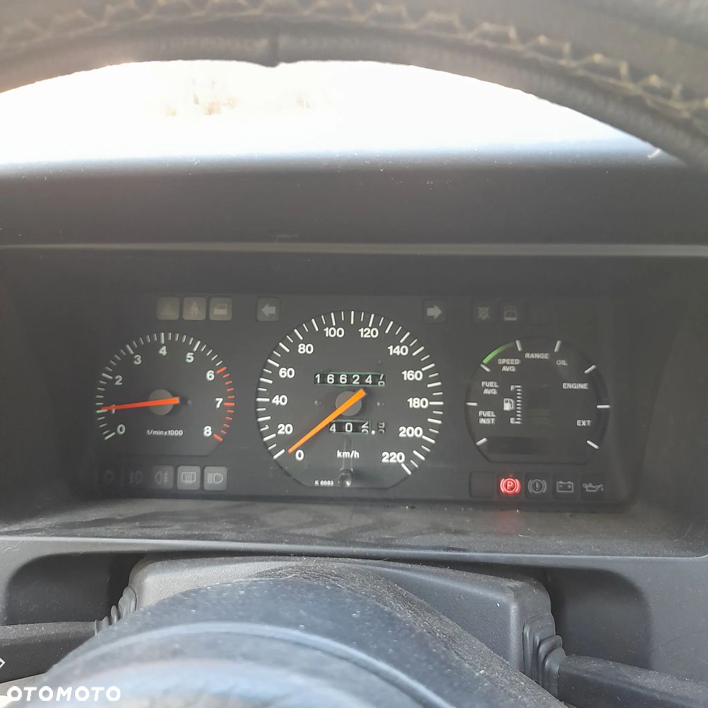 Volvo Seria 400 - 6