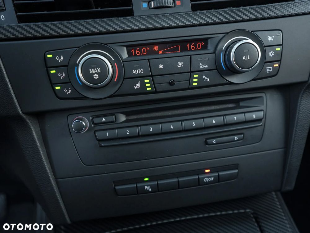BMW Seria 3 318i Edition Lifestyle - 32