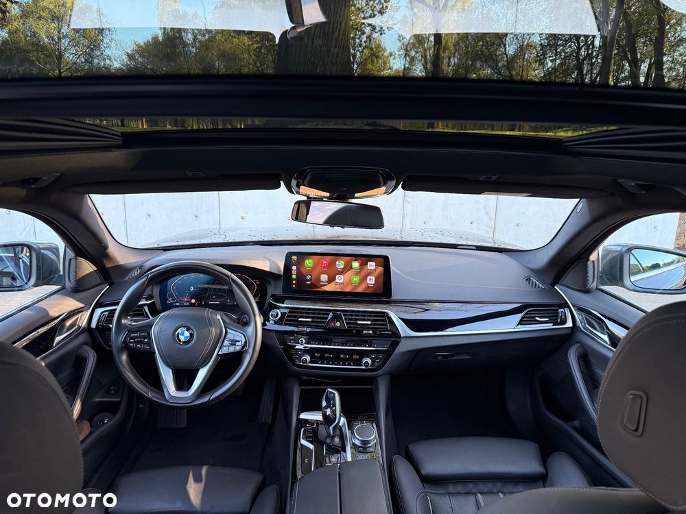 BMW Seria 5 520d M Sport Edition - 6