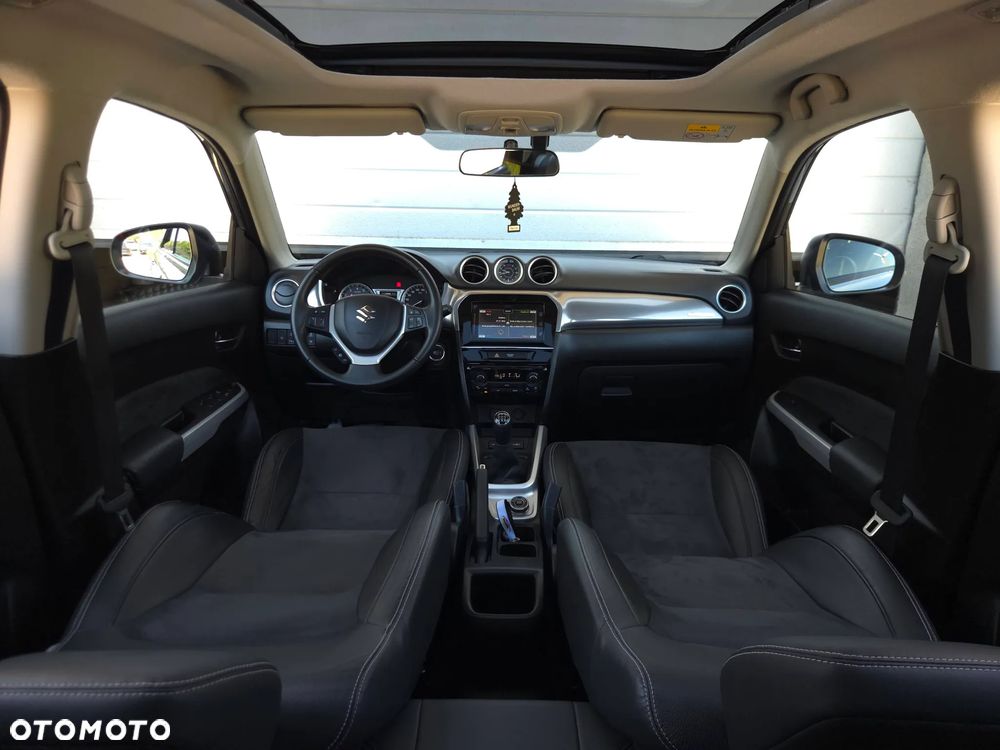 Suzuki Vitara 1.6 Premium 4WD - 33