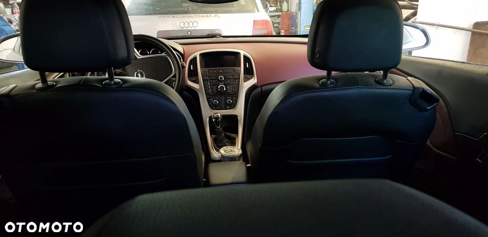 Opel Astra 2.0 CDTI Enjoy S&S - 2