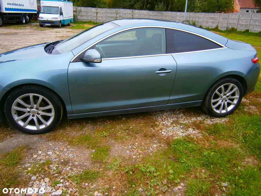 Renault Laguna - 1