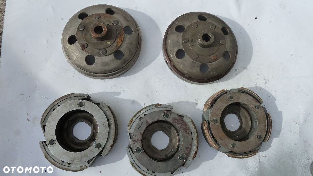 Suzuki Burgman 400   k6  k8   sprzęgło   dzwon  2009