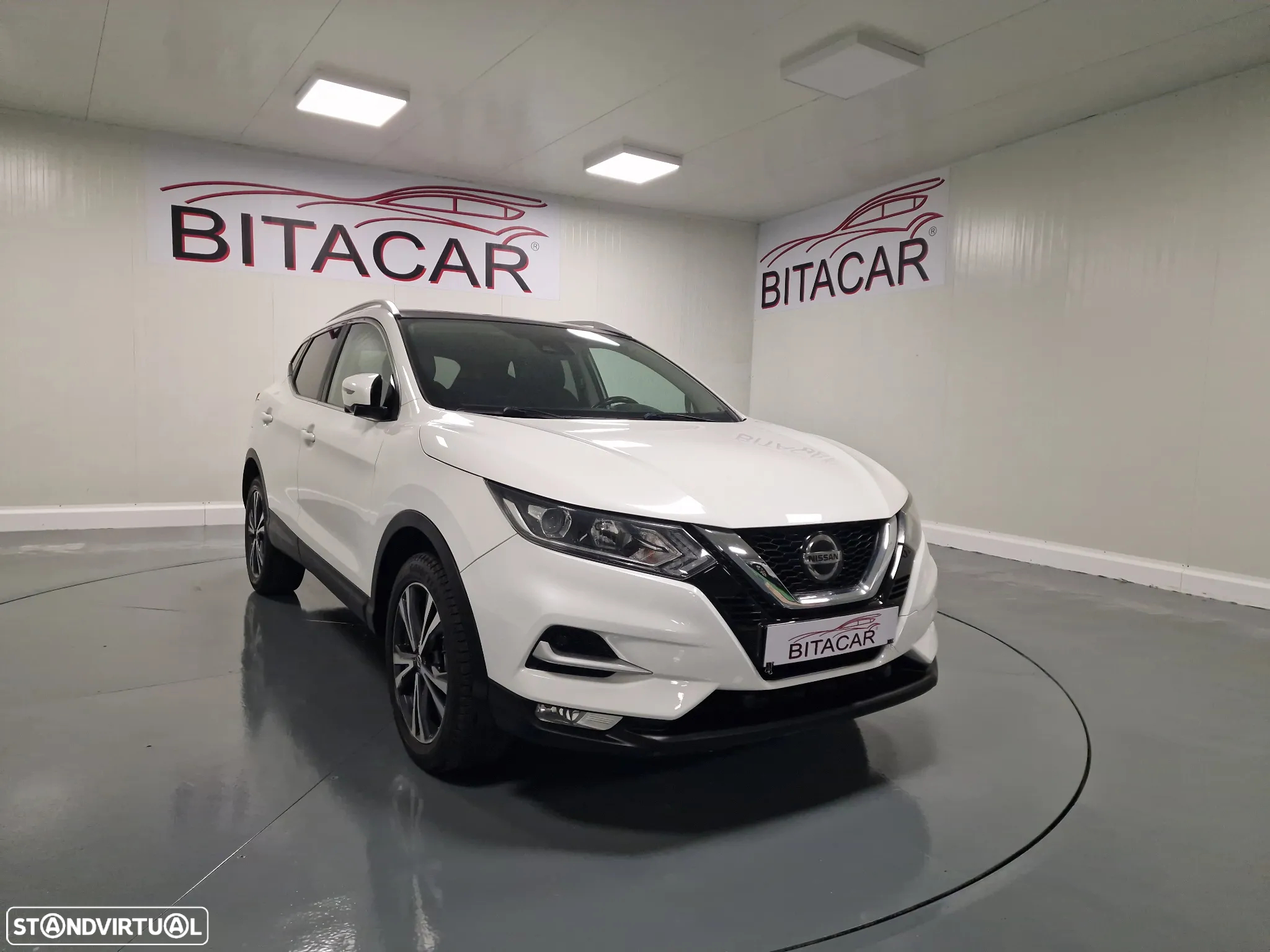 Nissan Qashqai 1.5 dCi N-Connecta 18 - 2