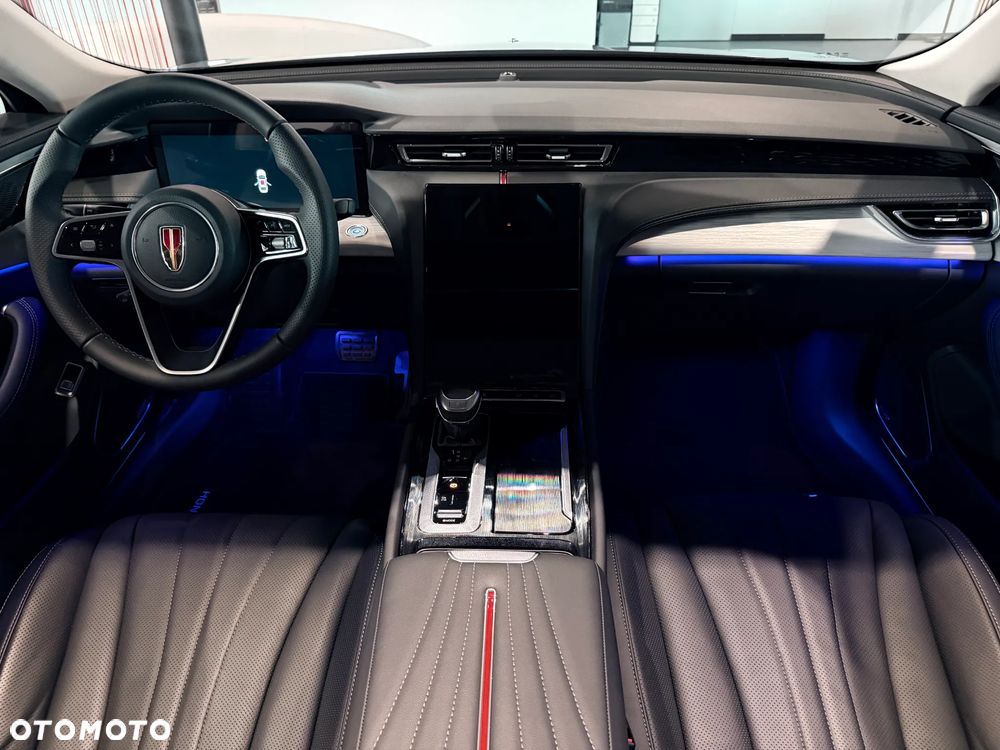 Hongqi H5 2.0T Deluxe - 18