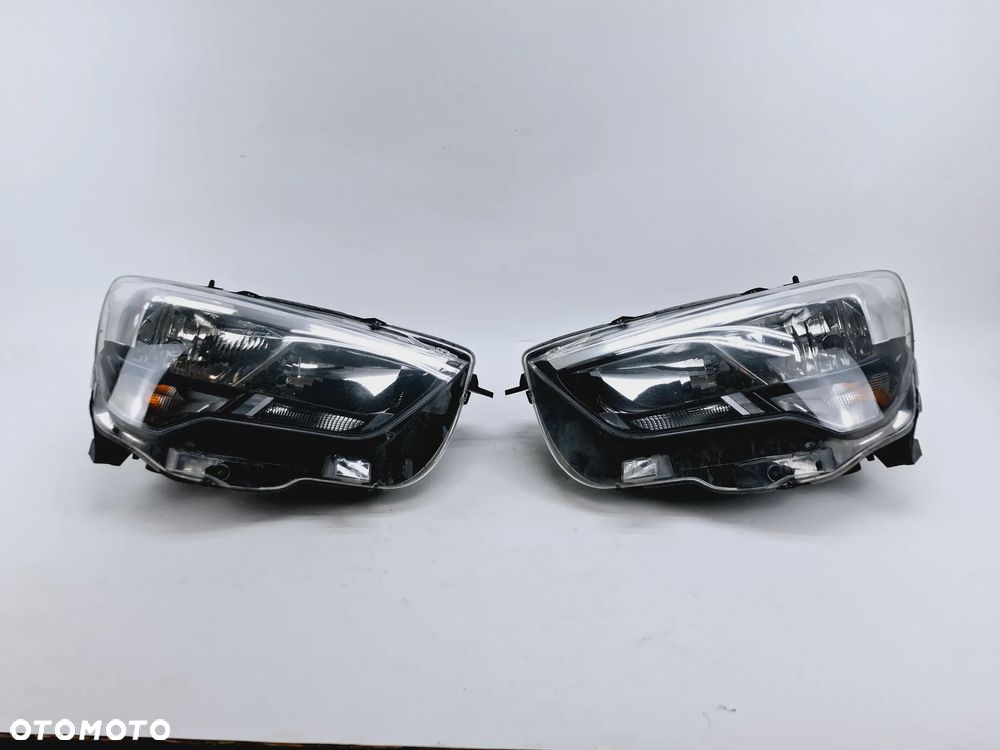 LAMPA PRZEDNIA LEWA PRAWA ZWYKŁA OPEL COMBO E 2018- CZĘŚCI - 3