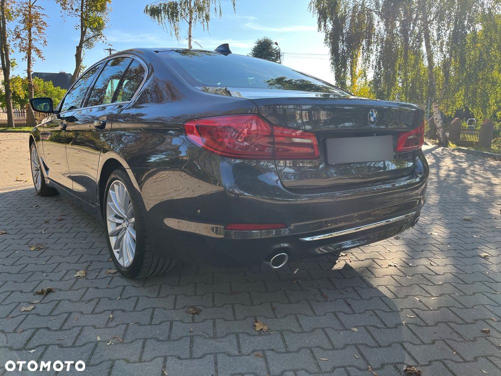 BMW Seria 5 520d xDrive Luxury Line - 8