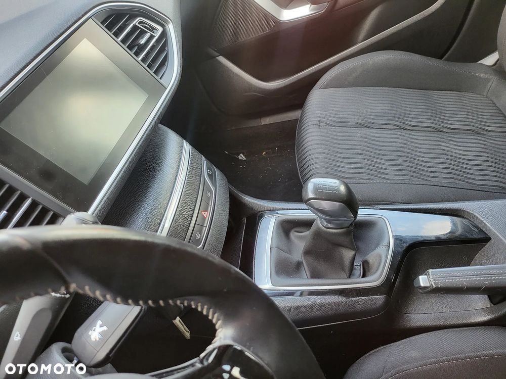 Peugeot 308 BlueHDi 100 Stop & Start Business-Line - 19