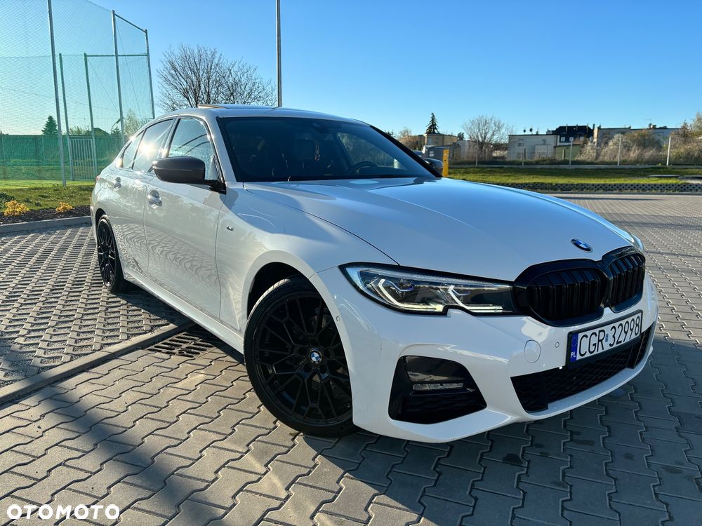 BMW Seria 3 318d M Sport - 14