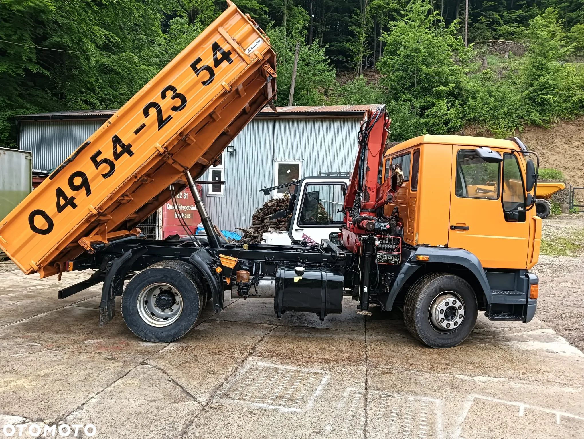 MAN 15.220 wywrotka 3 stronna HDS HIAB 2 osiowy dwu osiowa kiper HDS - 4