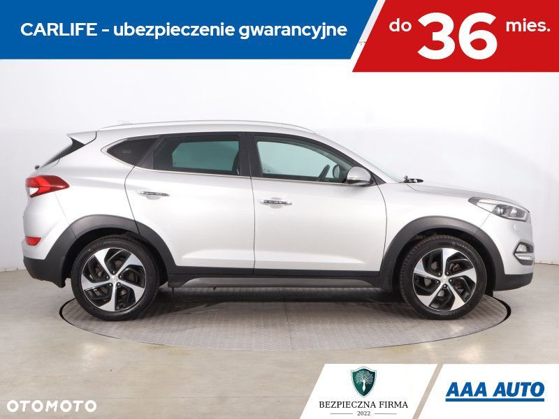 Hyundai Tucson - 8