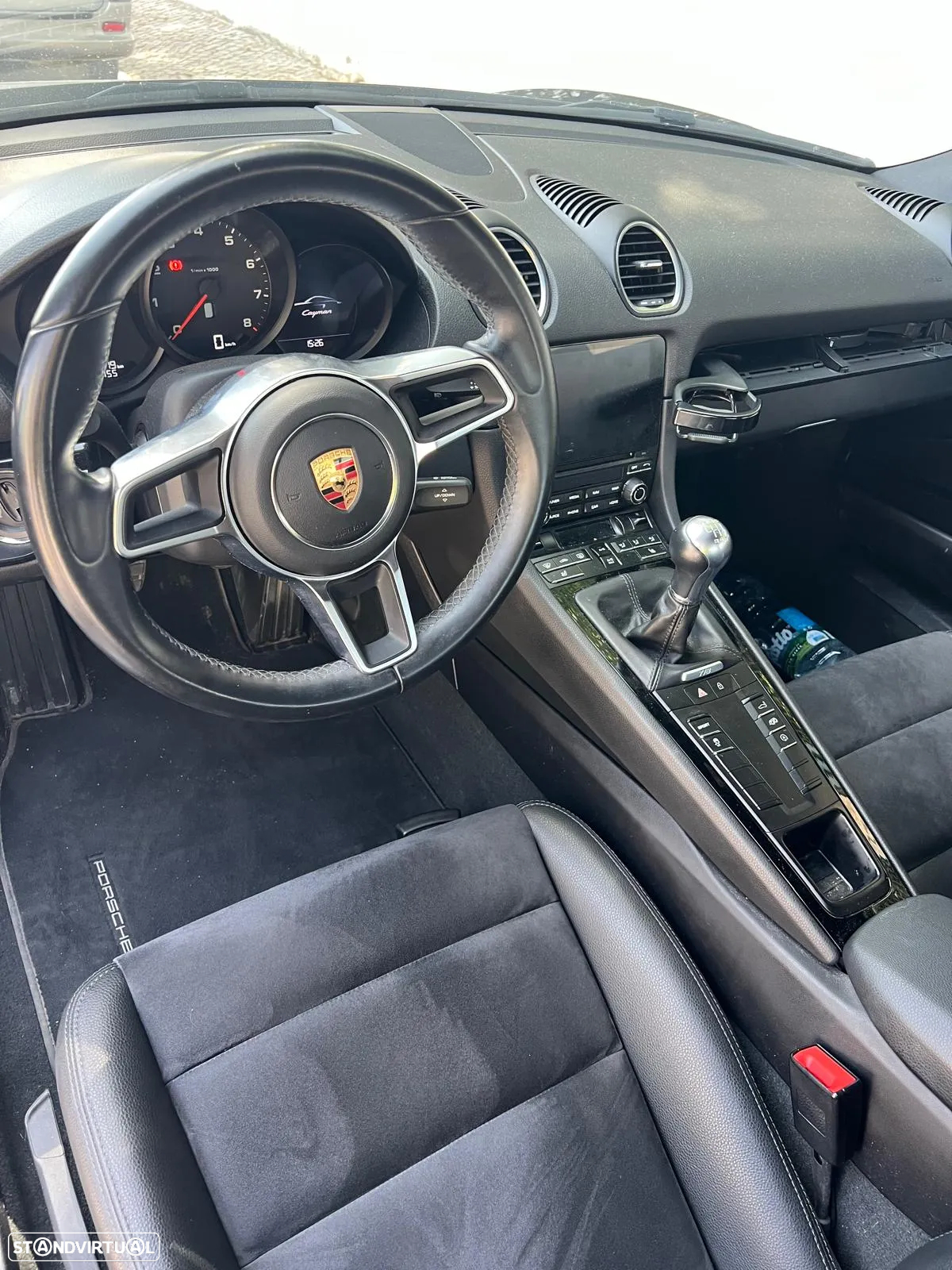 Porsche 718 Cayman - 10