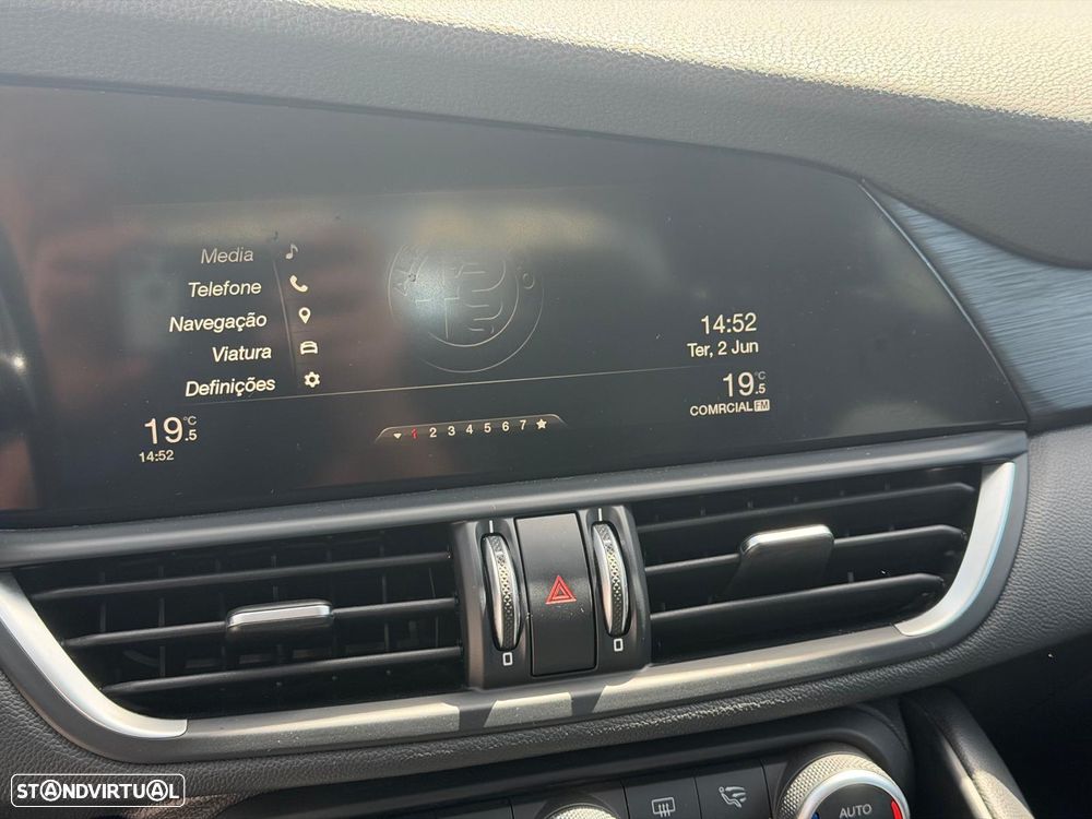 Alfa Romeo Giulia 2.2 D Super AT8 - 14
