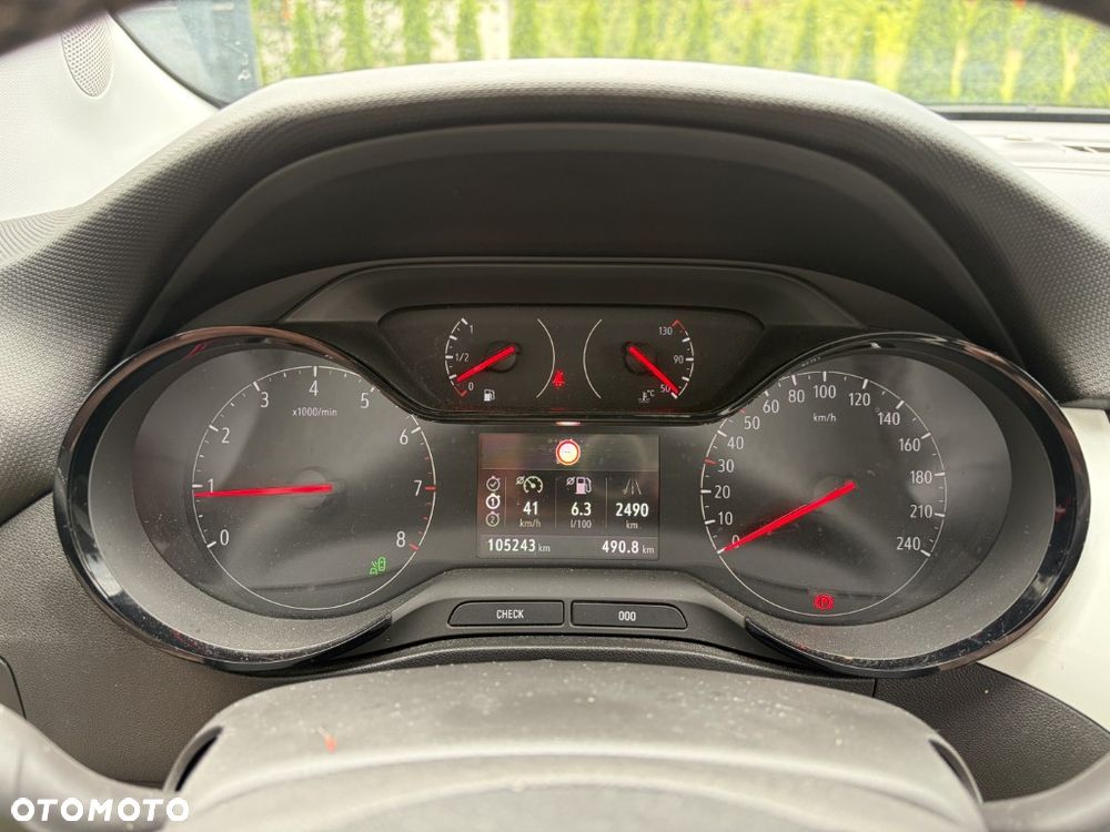 Opel Crossland X - 21