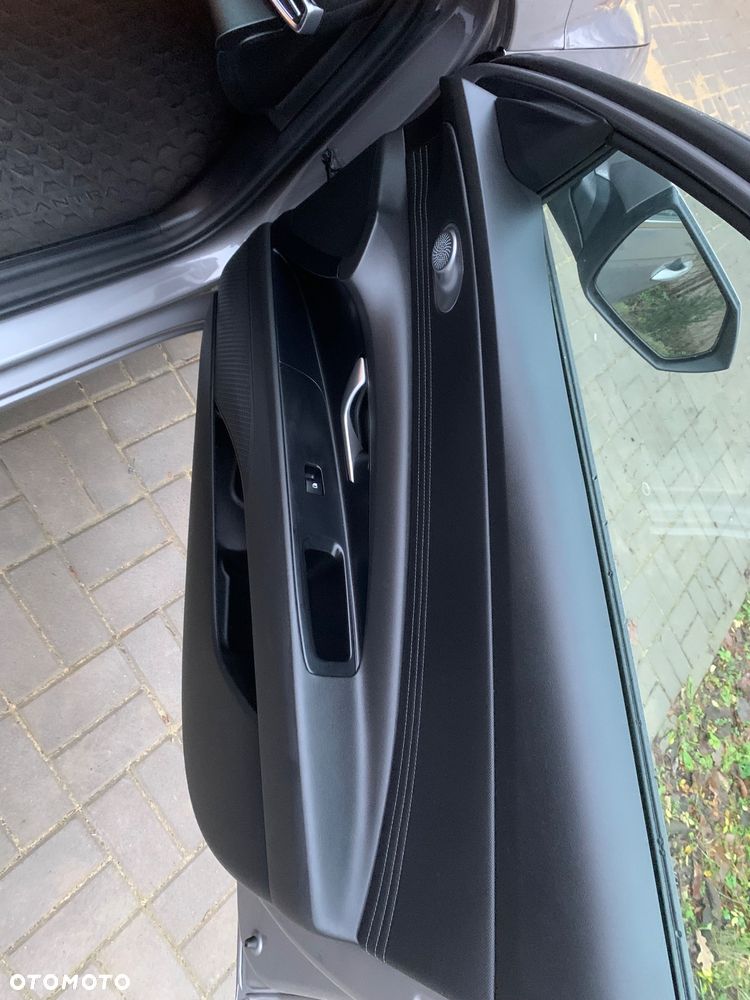 Hyundai Elantra 1.6 Smart CVT - 6