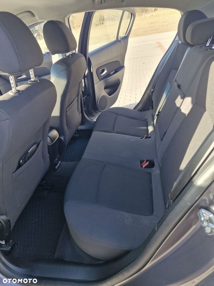 Chevrolet Cruze 1.8 LT+ - 5