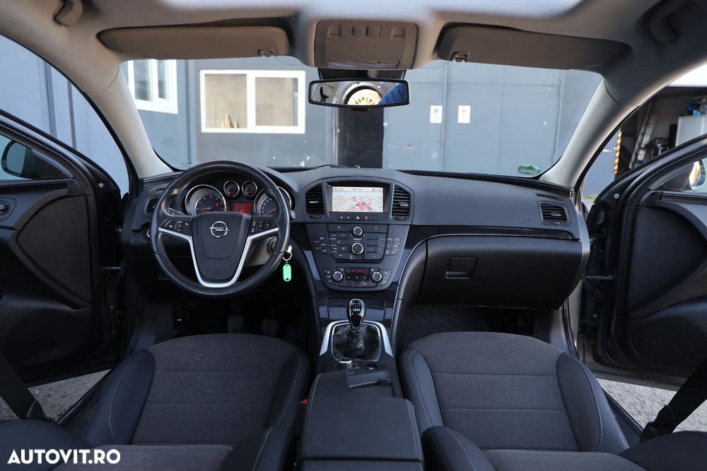 Opel Insignia 2.0 Turbo - 13