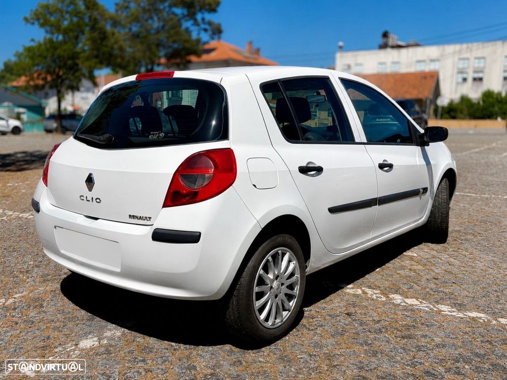 Renault Clio 1.5 dCi Confort - 3