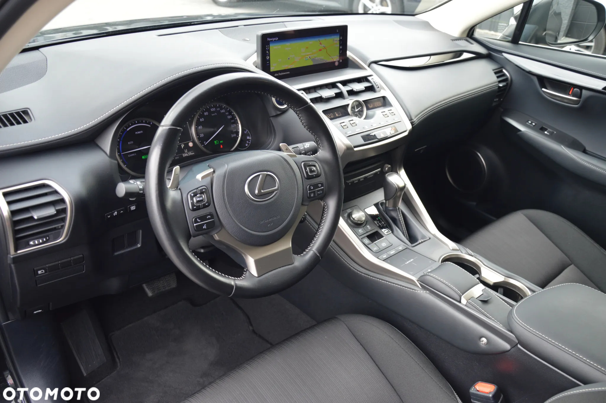 Lexus NX 300h - 14