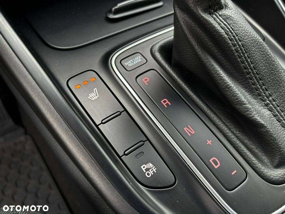 Kia Carens 2.0 GDI Automatik Edition 7 - 18