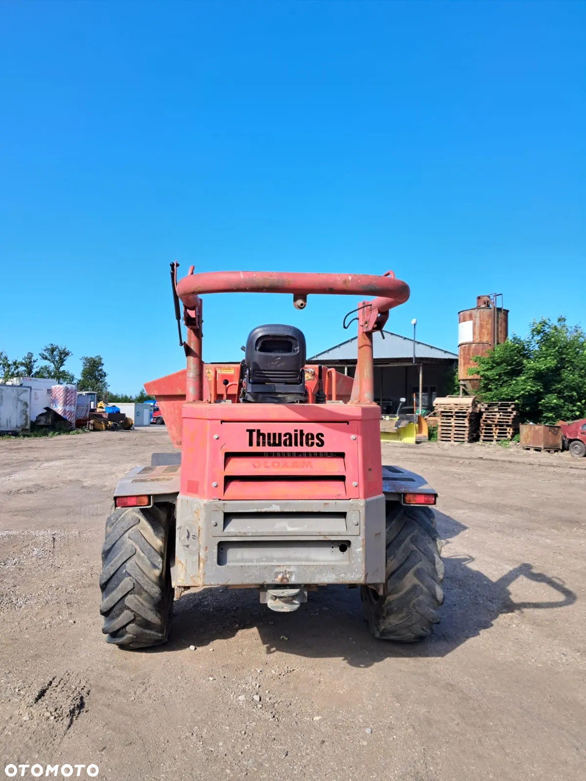 Thwaites MACH664 - 12