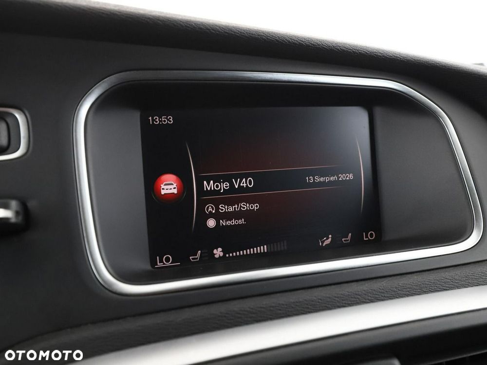 Volvo V40 T3 Geartronic Momentum - 24