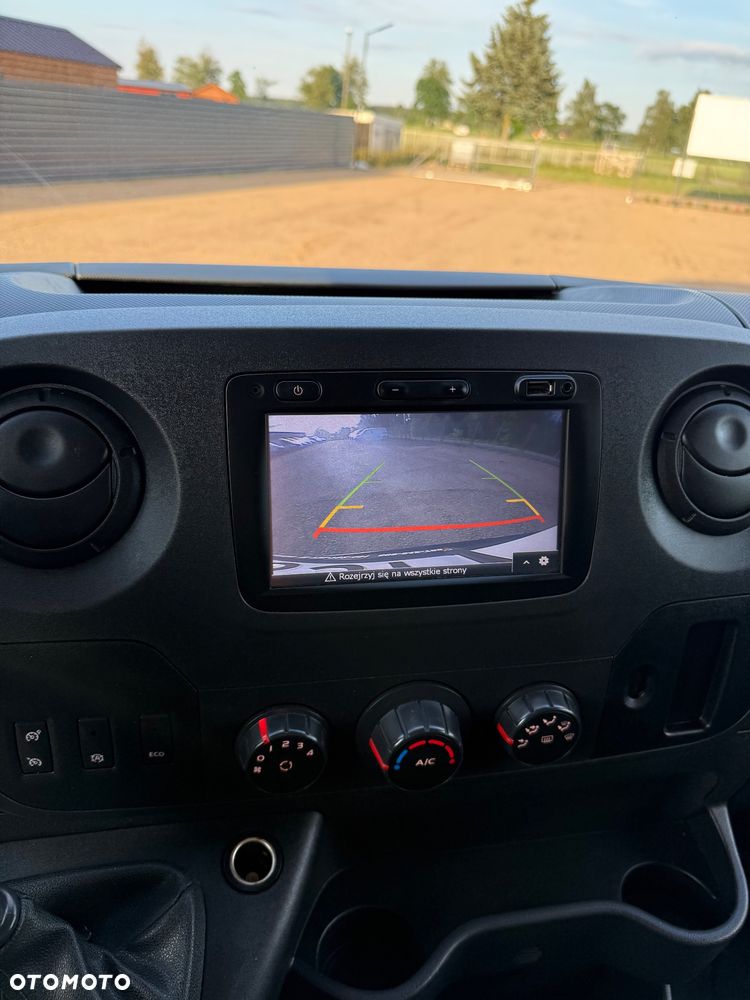 Renault Master - 25