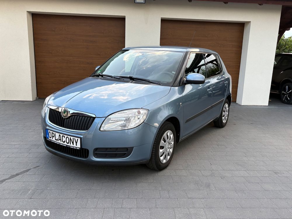Skoda Fabia 1.2 HTP Ambiente - 2