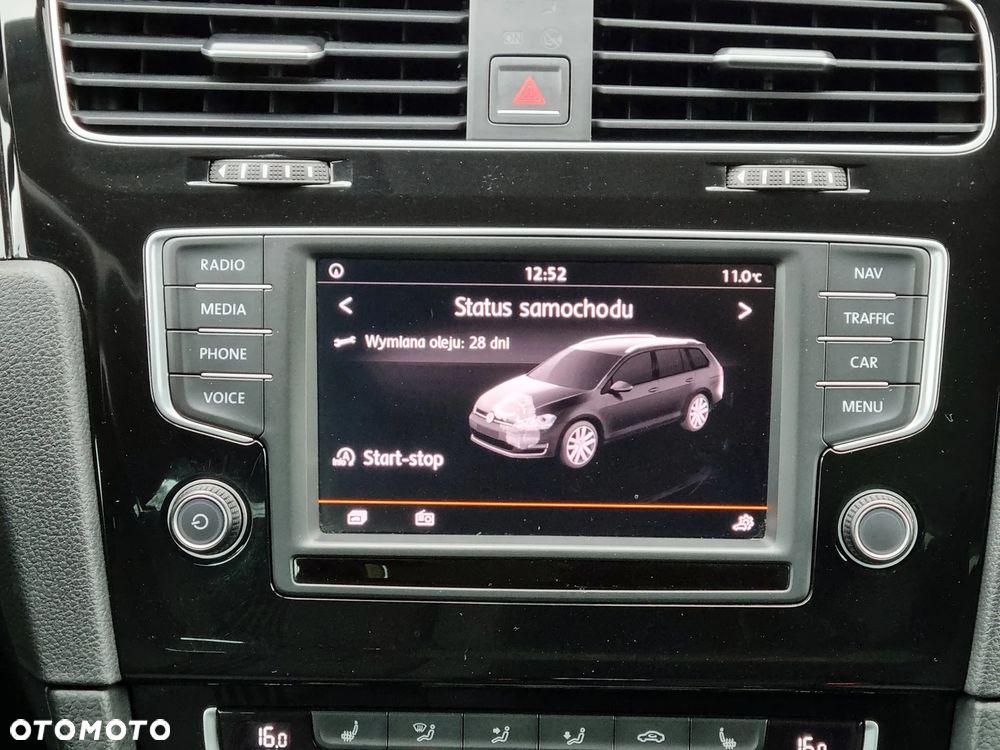 Volkswagen Golf - 30