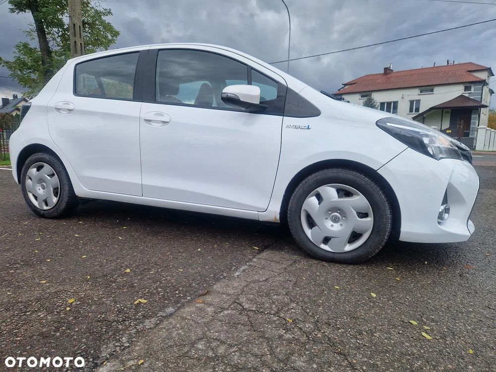 Toyota Yaris Hybrid 1.5 VVT-i - 9