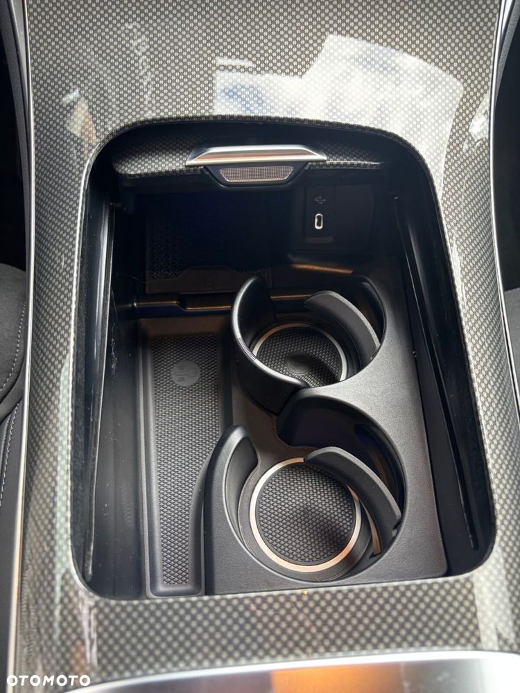 Mercedes-Benz GLC - 23