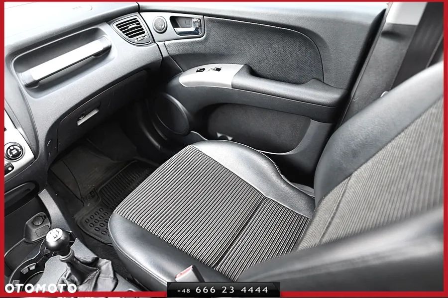 Kia Sportage 2.0 Tour 2WD - 20