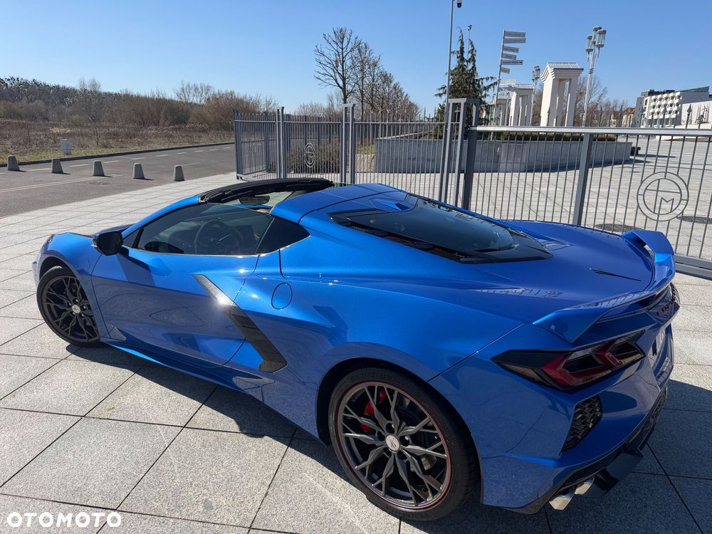 Chevrolet Corvette - 3