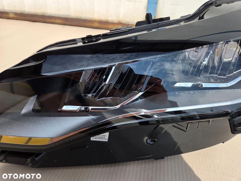 Lampa przednia lewa LED Peugeot 3008 II 5008 II LIFT   9836230280 - 3