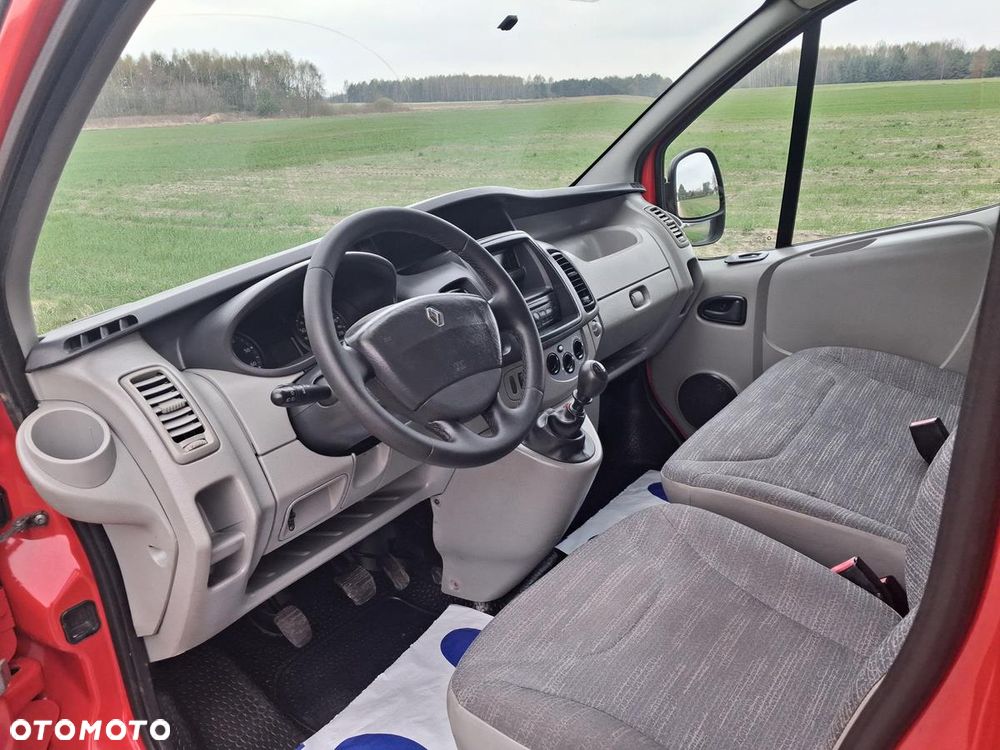 Renault Trafic - 18