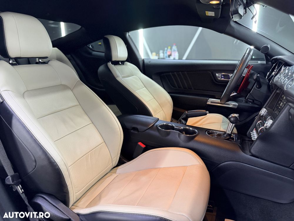 Ford Mustang 2.3 Eco Boost Aut. - 11
