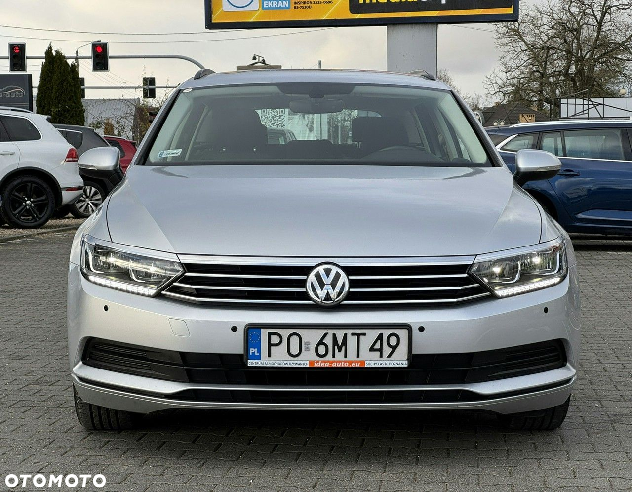 Volkswagen Passat - 11