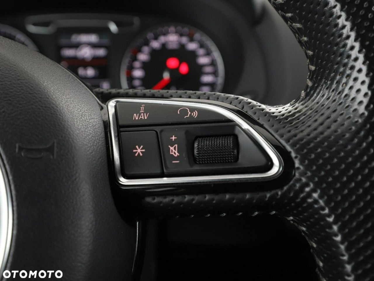 Audi Q3 2.0 TFSI Quattro S tronic - 29