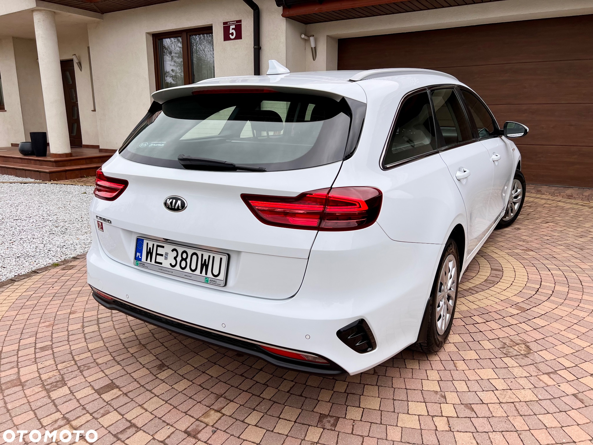 Kia Ceed 1.6 CRDi SCR M - 31