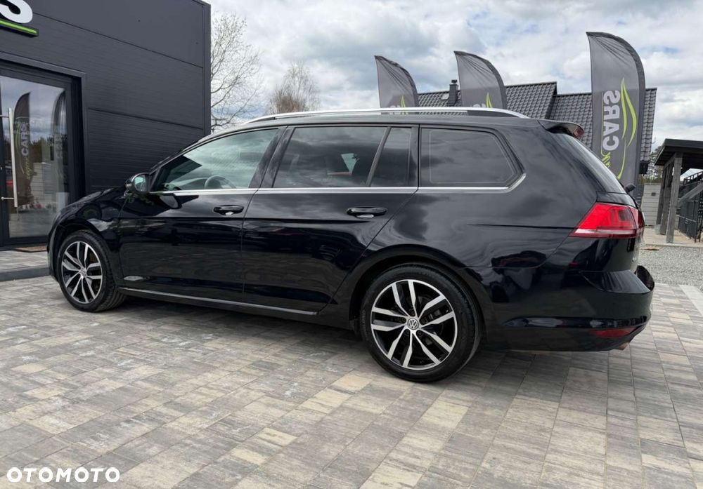 Volkswagen Golf - 33