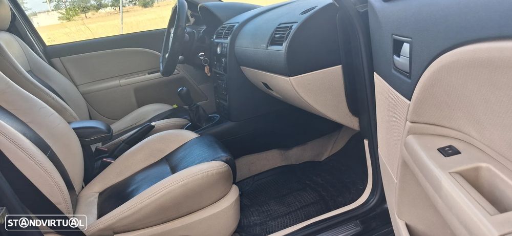 Ford Mondeo SW 2.0 TDCi Ghia - 10