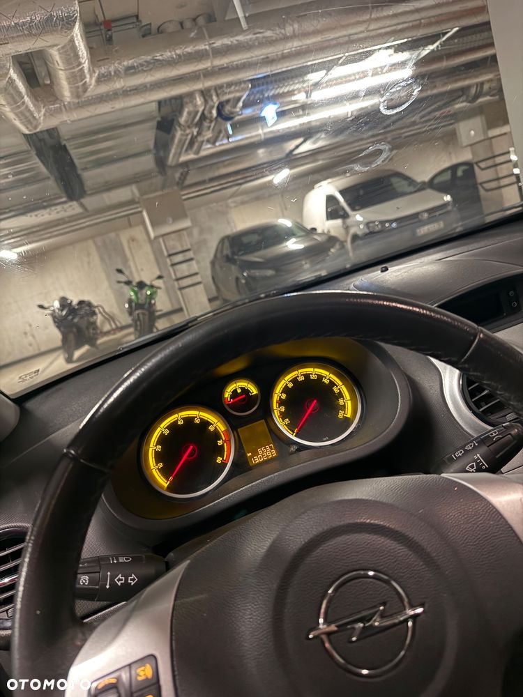 Opel Corsa - 7