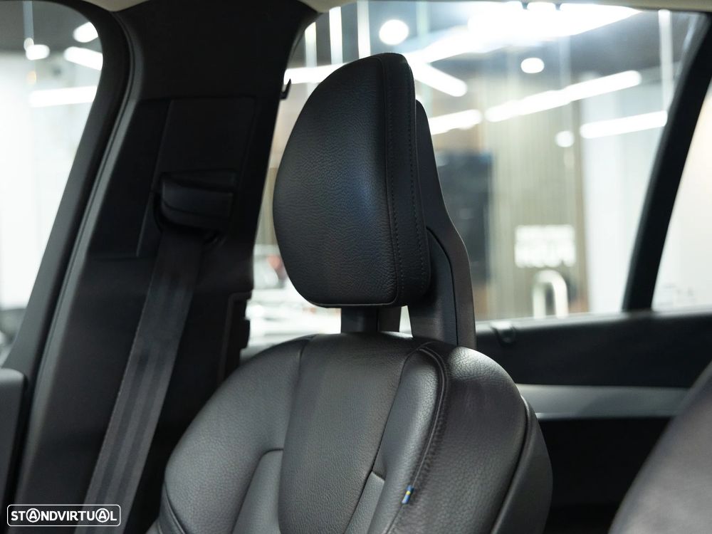 Volvo XC 90 2.0 D4 Inscription - 26